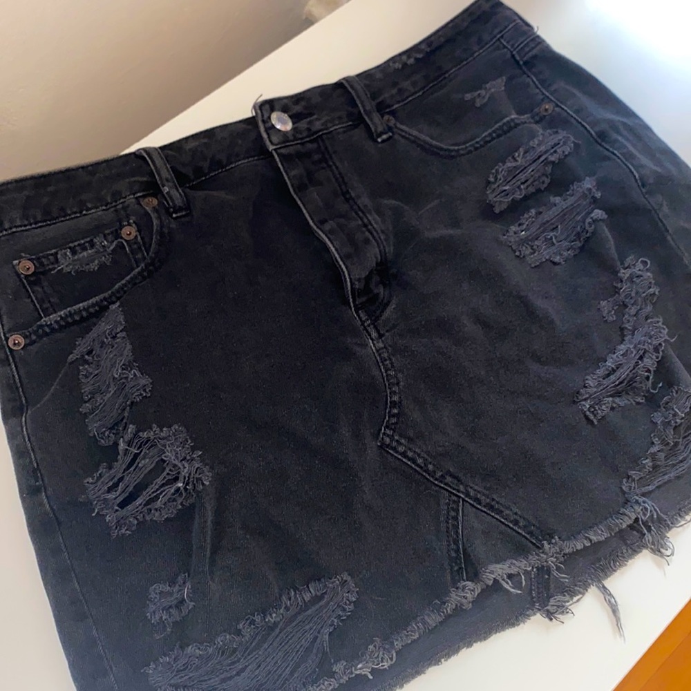 Button Fly Black Denim Ripped Skirt